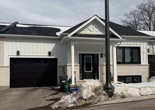 7 Santa Barbara Lane, Halton Hills, ON, L7G0P7 | Card Image