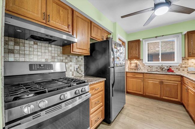 All appliances stay | Image 6