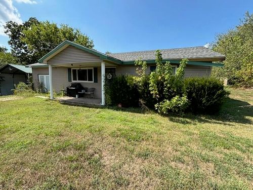 71 Tiny Pine Ln, Galena, MO, 65656-4504 | Card Image