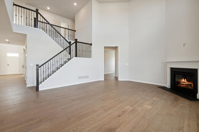 Family Room | Image 17
