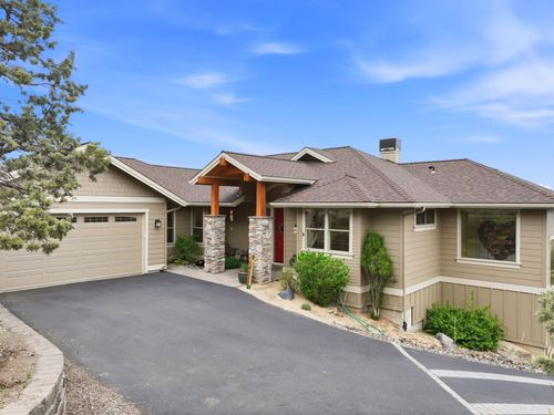 10151 Sundance Ridge Loop, Redmond, OR, 97756-7368 | Card Image