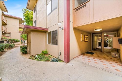 apt-b101-1327 Webster St, Alameda, CA, 94501-3848 | Card Image