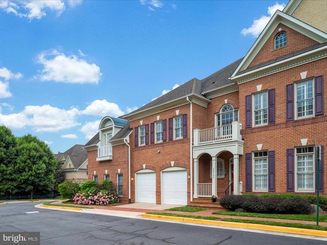12753 Lavender Keep Cir, Townhouse with 4 bedrooms, 5 bathrooms and null parking in FAIRFAX VA | Image 52