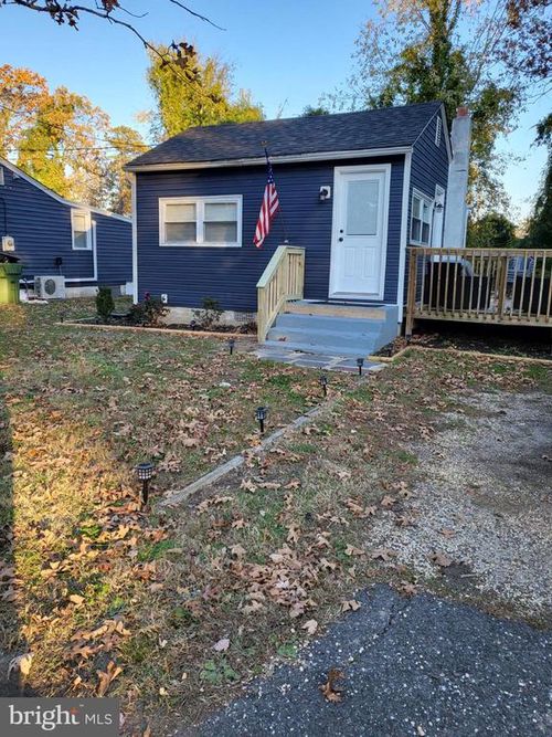 302-300 Fenton Ave, Egg Harbor Township, NJ, 08234-5572 | Card Image