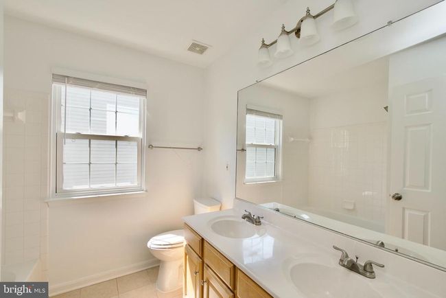 17528 October Glory Loop, House other with 4 bedrooms, 5 bathrooms and null parking in DUMFRIES VA | Image 7
