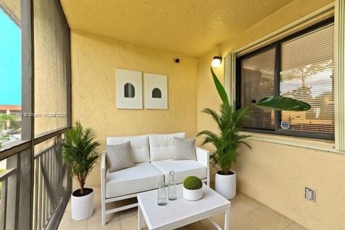apt-205-398 Lakeview Dr, Weston, FL, 33326-1384 | Card Image