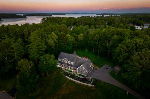 53 Waters Edge Dr, Yarmouth, ME, 04096-6318 | Card Image