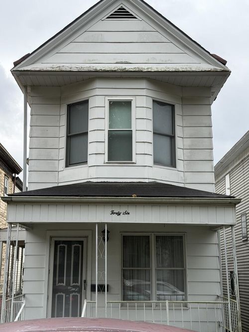 46 4th Street, McMechen, WV, 26040 | Card Image