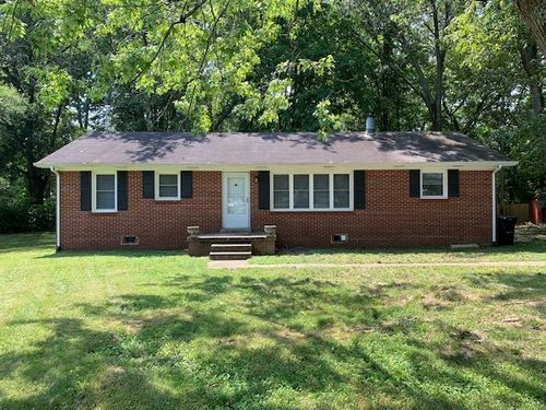 110 Cambridge Ct, Tullahoma, TN, 37388-3146 | Card Image