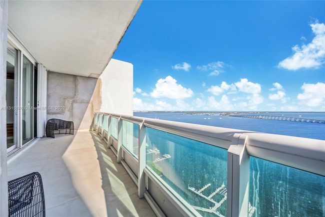 APT-2605 - 1643 Brickell Ave, Condo with 2 bedrooms, 3 bathrooms and null parking in Miami FL | Image 18