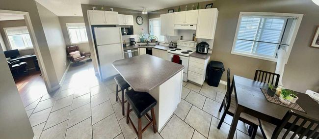 201 - 5220 50 A Avenue, Townhouse with 3 bedrooms, 2 bathrooms and 1 parking in Sylvan Lake AB | Image 21