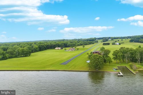 9100 Lanseair Farm, WELCOME, MD, 20693-3402 | Card Image