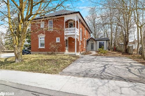 87 Trafalgar Rd, Hillsburgh, ON, N0B1Z0 | Card Image