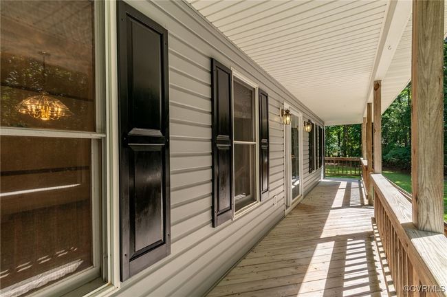 17775 Fox Hollow Dr, House other with 4 bedrooms, 3 bathrooms and null parking in Spring Grove VA | Image 38