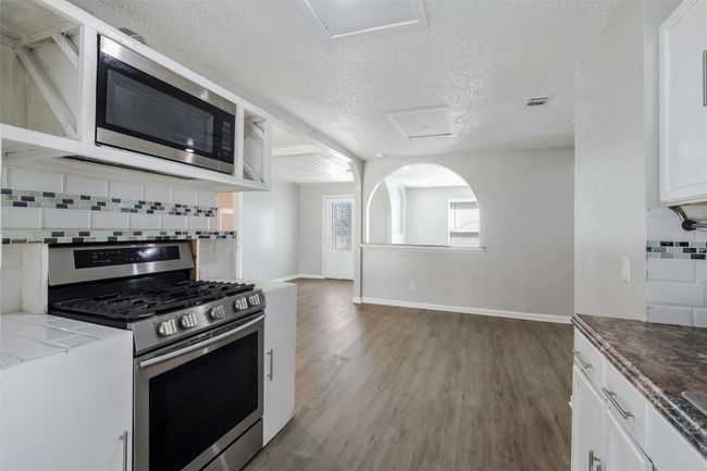 209 Hurstview Dr, House other with 4 bedrooms, 2 bathrooms and null parking in Hurst TX | Image 9