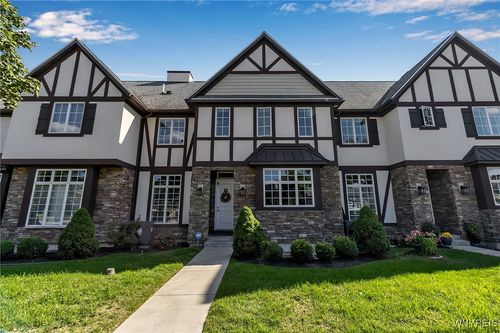 12 Bedford Ave, Buffalo, NY, 14216-3509 | Card Image