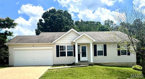 40 Valley Farms Dr, Winfield, MO, 63389-2987 | Card Image