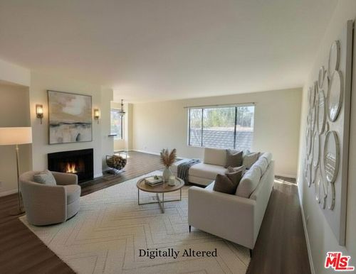 apt-206-10960 Bluffside Dr, Studio City, CA, 91604-3381 | Card Image