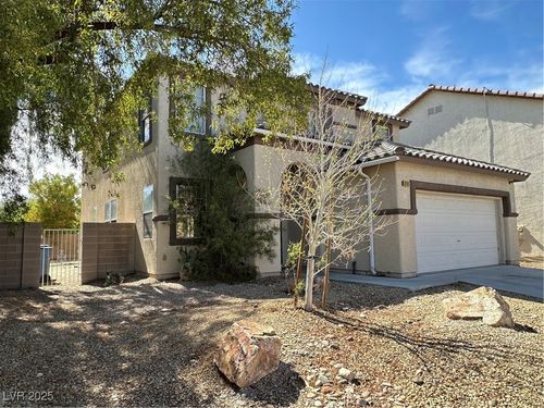 6105 Brenneman St, North Las Vegas, NV, 89081-6544 | Card Image