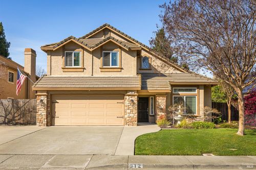 912 Cedar Brook Lane, Vacaville, CA, 95687 | Card Image