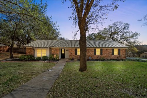 701 Clarence Drive, Woodway, TX, 76712 | Card Image