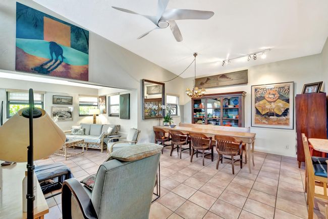 1401 Family room, dinning area | Image 25