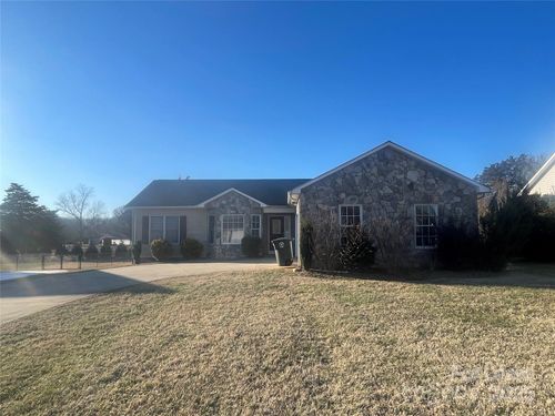1444 Farmington Hills Dr, Conover, NC, 28613-9043 | Card Image