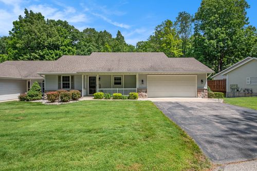 3748 Timber Creek Dr Nw, Comstock Park, MI, 49321-9018 | Card Image