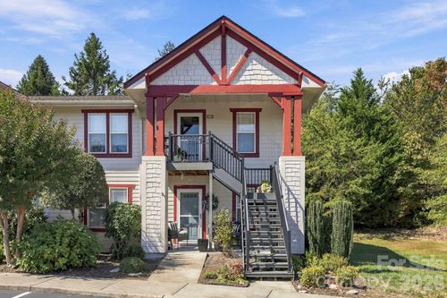 475-1406 Deermouse Way, Hendersonville, NC, 28792-7497 | Card Image
