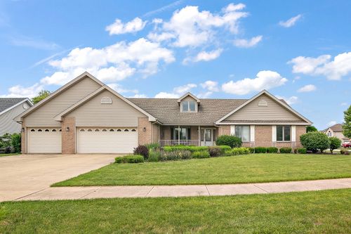 834 White Tail Bnd, Manteno, IL, 60950-3723 | Card Image