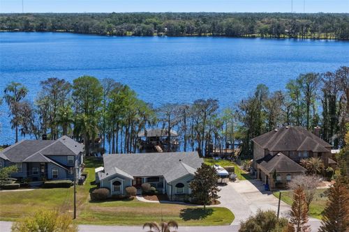 834 Millshore Dr, CHULUOTA, FL, 32766-9309 | Card Image