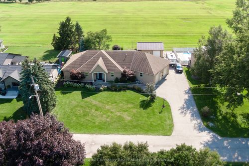 6055 Fischer Rd, Mitchell, ON, N0K1N0 | Card Image