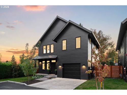 10992 Se Stanley Ave, Milwaukie, OR, 97222-4451 | Card Image