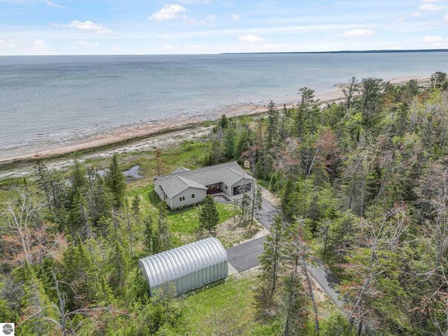 21495 Us Highway 23 N, House other with 2 bedrooms, 2 bathrooms and null parking in Millersburg MI | Image 9
