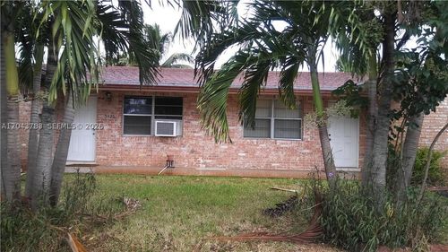 0-5425 Nw 16th St, Lauderhill, FL, 33313-5416 | Card Image