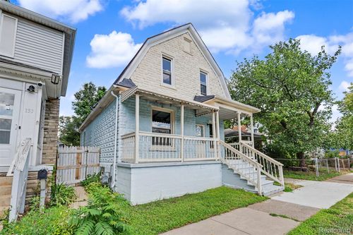 135 Batavia St, River Rouge, MI, 48218-1629 | Card Image