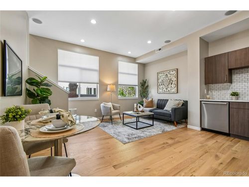 2-2327 Glenarm Pl, Denver, CO, 80205-3140 | Card Image
