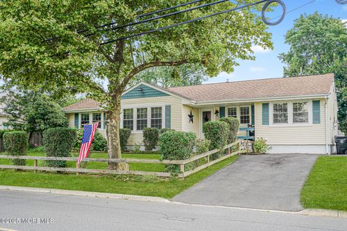 216 Main St, Port Monmouth, NJ, 07758-1262 | Card Image