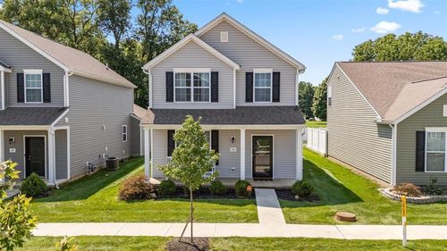 153 Paramus Ave, Newark, OH, 43055-7452 | Card Image