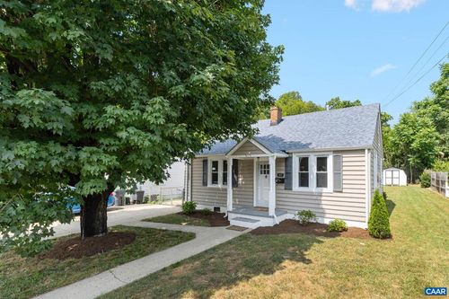 213 Meade Ave, CHARLOTTESVILLE, VA, 22902-5454 | Card Image