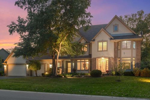 4795 Foxberry Dr, Medina, MN, 55340-4611 | Card Image