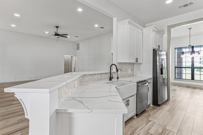 601 County Road 3525, Home with 3 bedrooms, 3 bathrooms and null parking in Paradise TX | Image 14