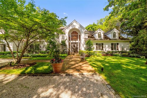 5 Hemlock Drive, Oyster Bay, NY, 11545 | Card Image