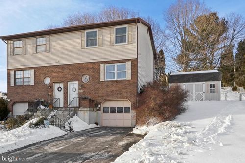 3870 Timothy Ln, Bethlehem, PA, 18020-6949 | Card Image