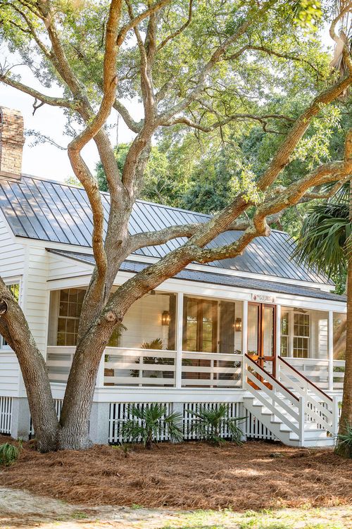 2524 Middle St, Sullivans Island, SC, 29482-9618 | Card Image