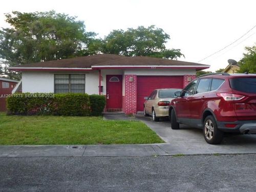 625 Nw 9th Ct, Hallandale Beach, FL, 33009-2227 | Card Image
