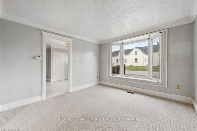 53 Marlatts Rd, House other with 3 bedrooms, 2 bathrooms and 3 parking in Thorold ON | Image 5