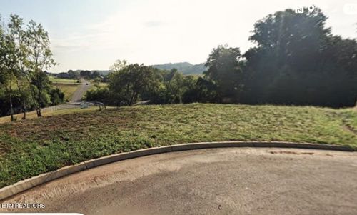 29 Bluff Shadows, Seymour, TN, 37865 | Card Image