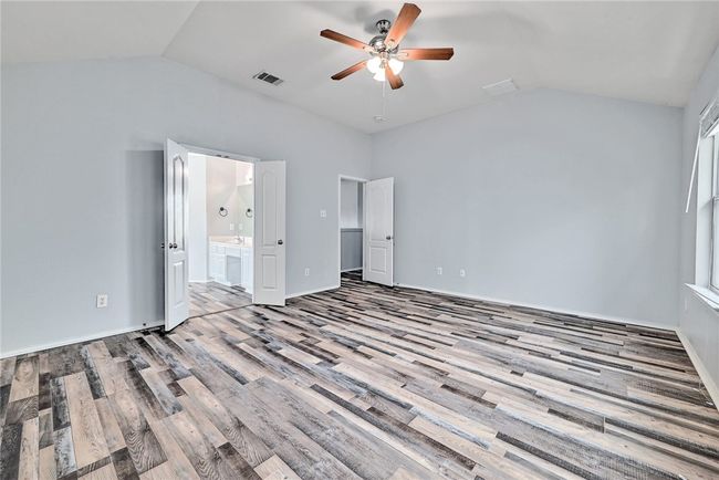 Primary Bedroom | Image 20