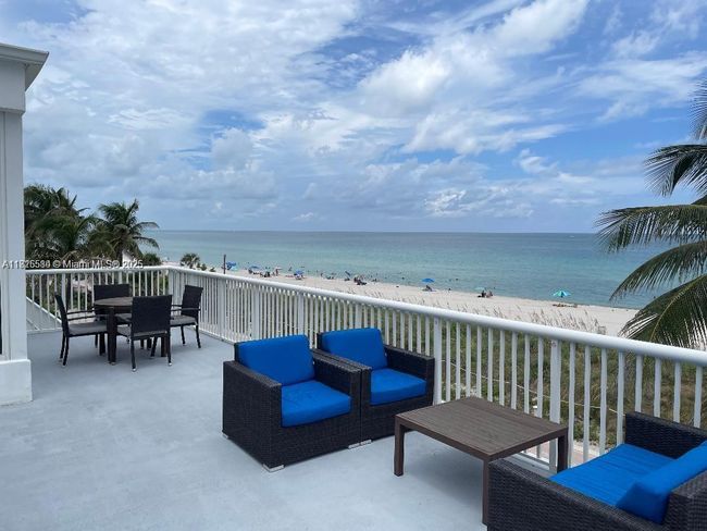 APT-514 - 5401 Collins Ave, Condo with 1 bedrooms, 2 bathrooms and null parking in Miami Beach FL | Image 6